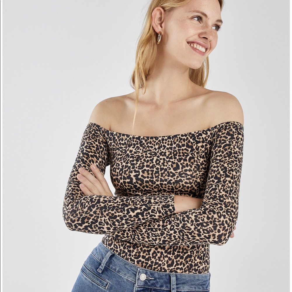 Leopard Print Off The Shoulder Long Sleeve Top
